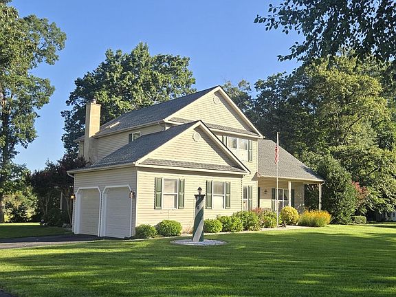 5th image of 347 Golf Links Ln