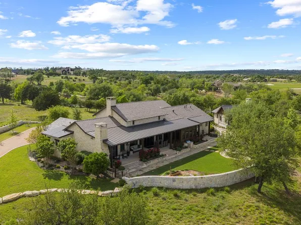 50 Turning Stone Cir, Fredericksburg, TX 78624