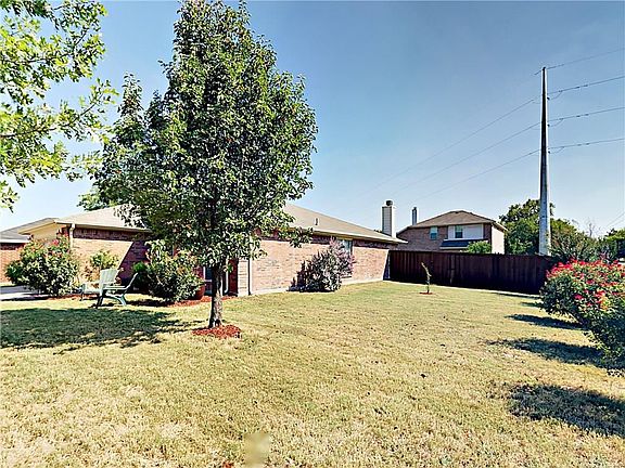 2nd image of 784 Tranquility Ln