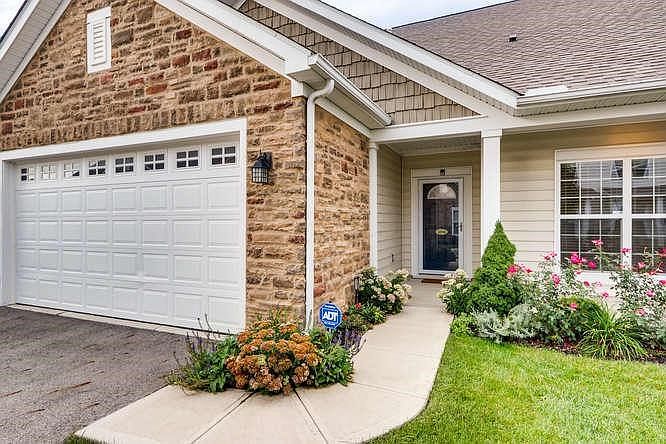 1st image of 5086 Bayonne Ln