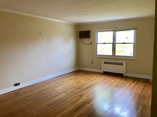 Floor plan 879-304