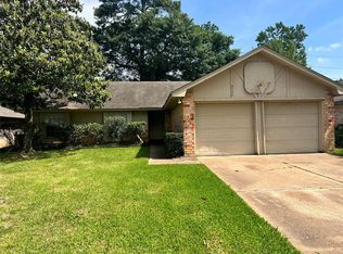 9706 Magnolia Ridge Dr, Houston, TX 77070