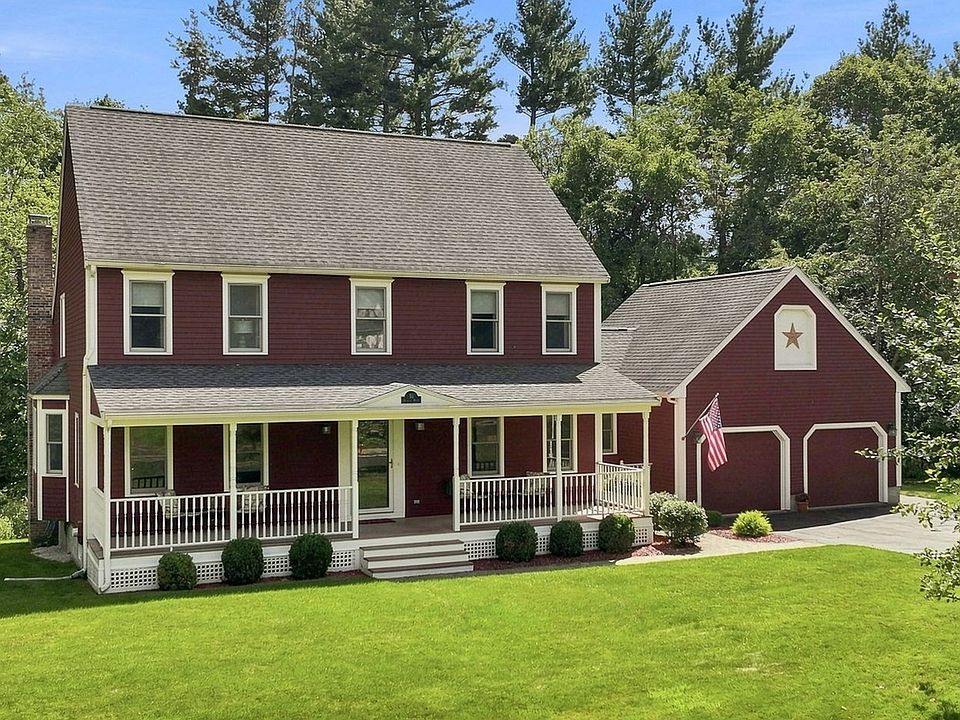 1st image of 10 Danielle Dr