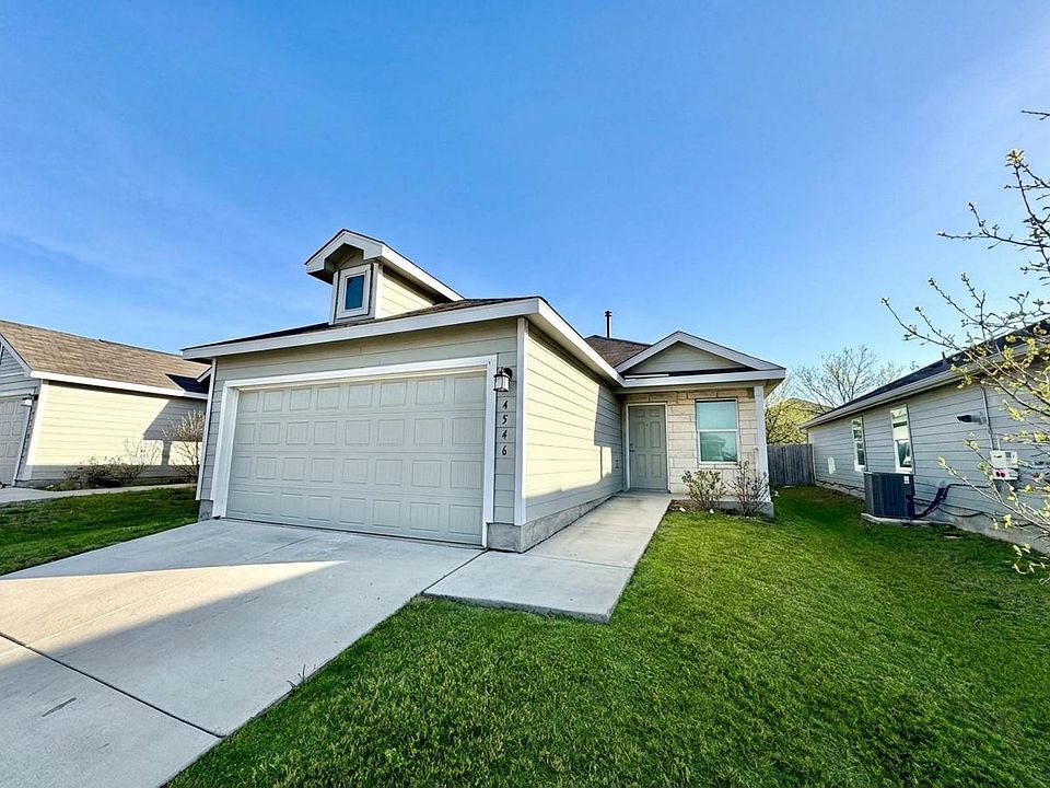 1st image of 4546 Glades Way