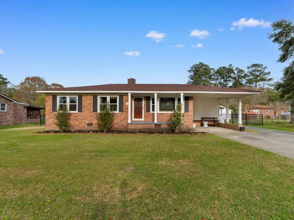 1738 Pickens St., Georgetown, SC 29440