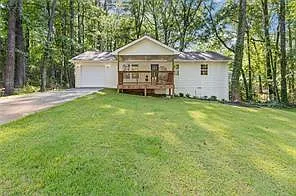 2856 Bay Leaf Dr SE — Photo 1