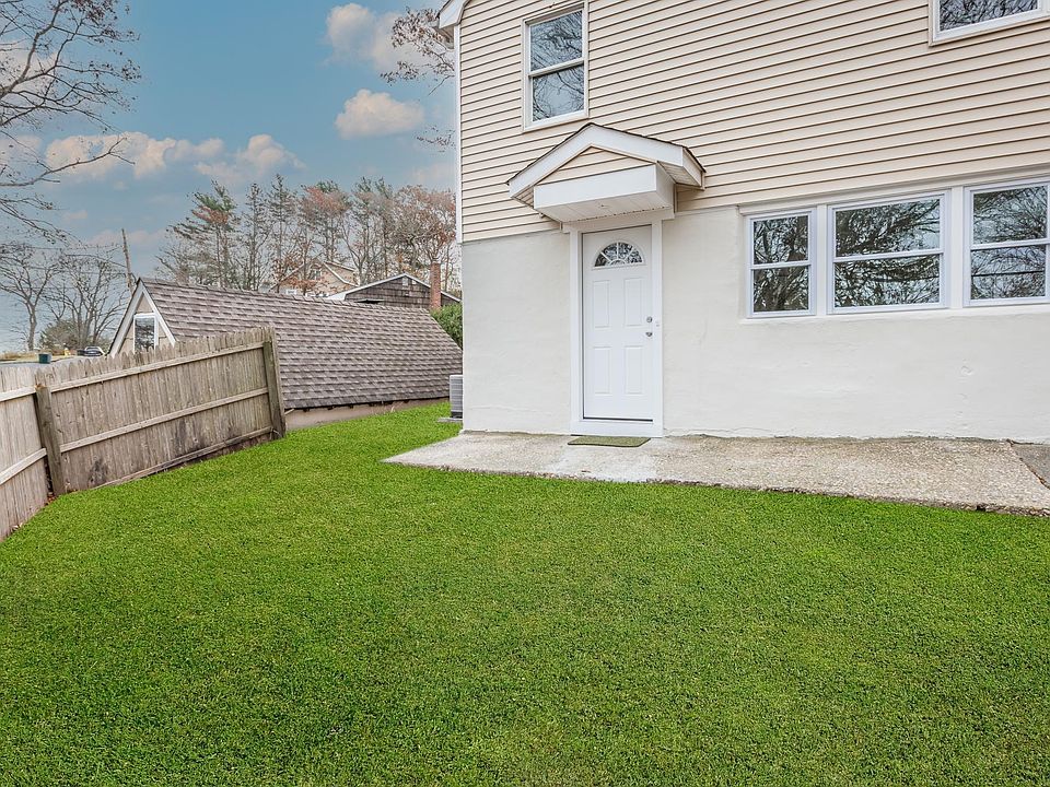 34 Greenlawn Rd UNIT A, Sound Beach, NY 11789 Zillow