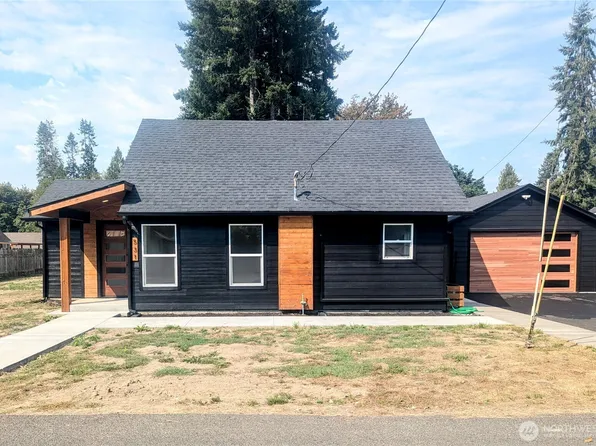 531 Pioneer Avenue NE, Castle Rock, WA 98611