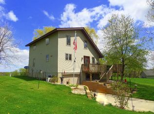 5-45 Chadbourne Dr, Lanark, IL 61046