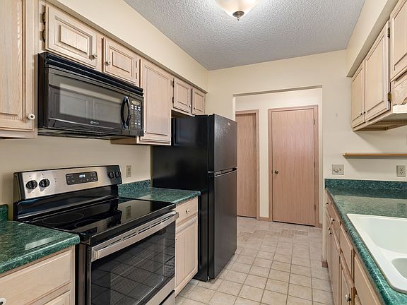 4th image of 1685 Riva Ridge Dr