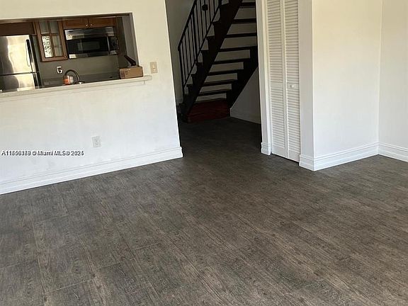 4th image of 50 Antilla Ave