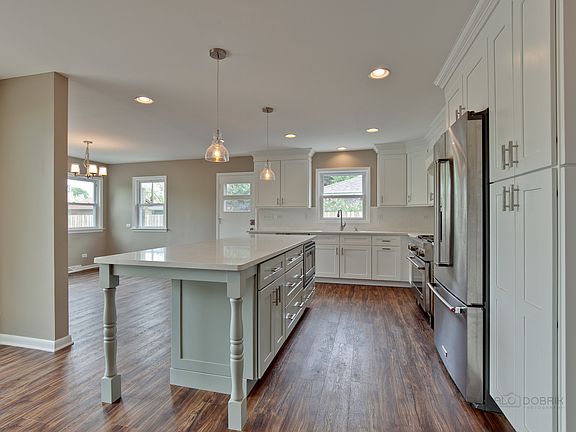 5th image of 10020 Agatite Ave