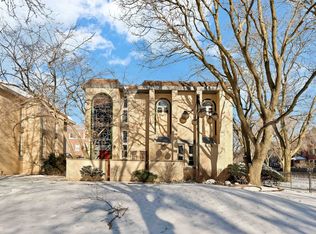 1158 E 49th St, Chicago, IL
