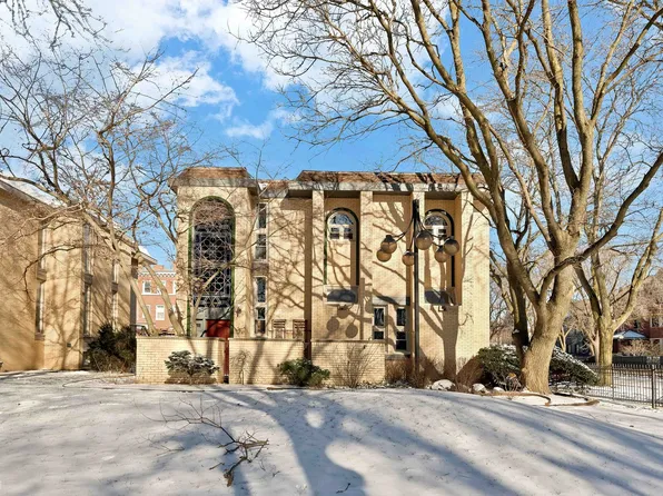 1158 E 49th St, Chicago, IL 60615