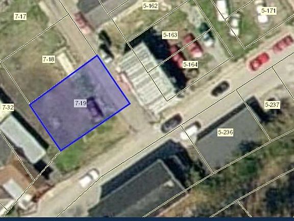2nd image of 309 Vinson St