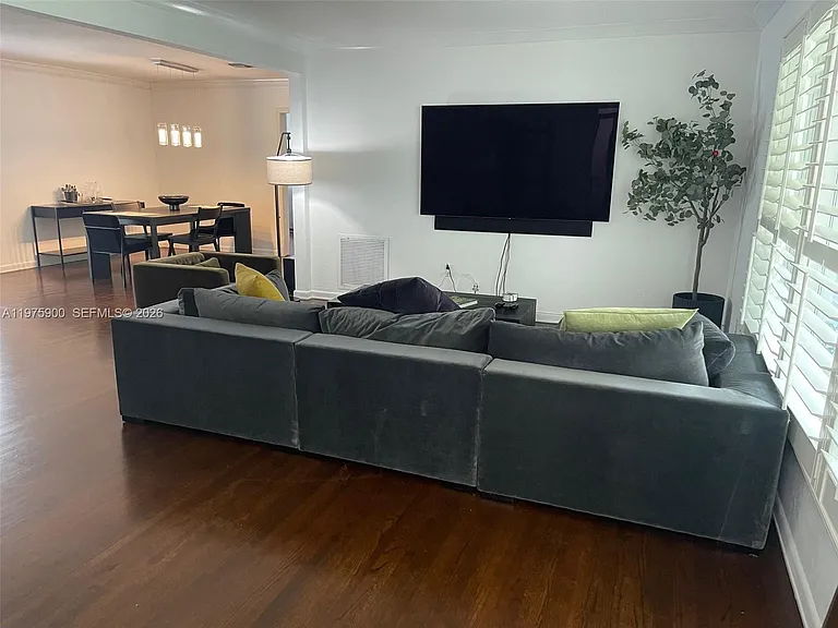 1420 Baracoa Ave — Photo 4