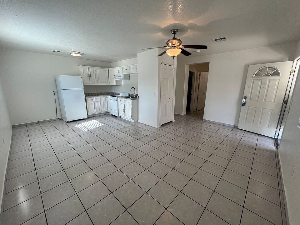 1st image of 1034 E Roosevelt St APT 01