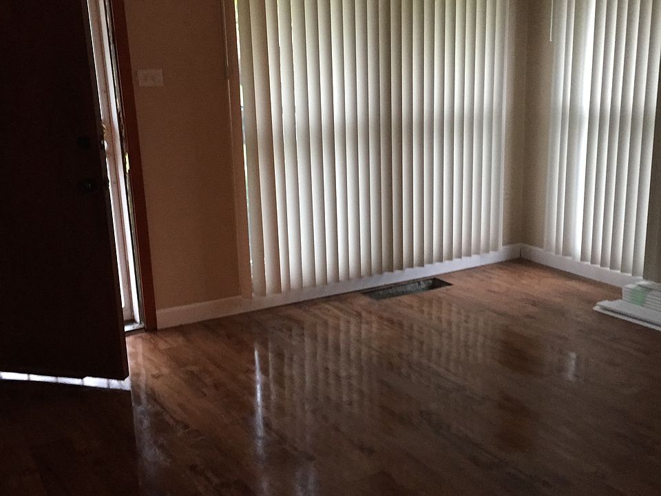 2nd image of 14723 Kenwood Ave