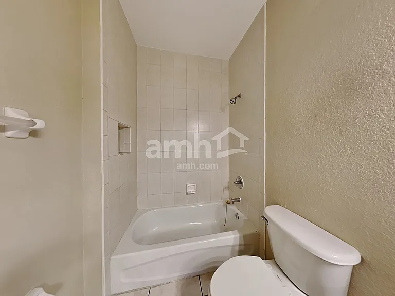 2187 SW Algiers St — Photo 15