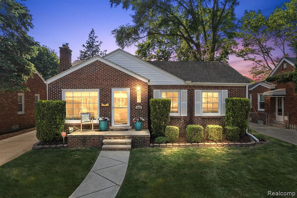 4225 Elmwood Ave, Royal Oak, MI 48073 Zillow