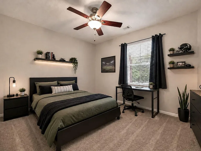 8110 Clearwater Xing — Photo 35