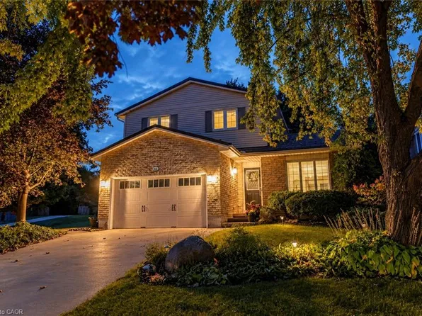 134 Bechtel Dr, Kitchener, ON N2P 1S4