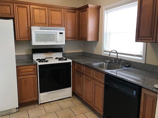1st image of 595 W Woodward Heights Blvd