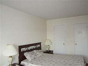 4th image of 89-0 170th St #9L