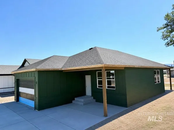 171 18th St, Heyburn, ID 83336