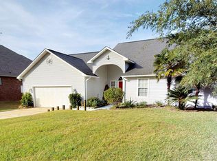 3888 Paradise Bay Dr, Gulf Breeze, FL 32563