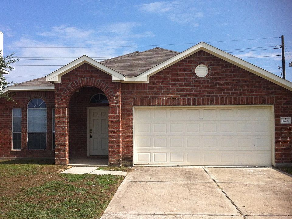 1st image of 8407 Taraglen Ct