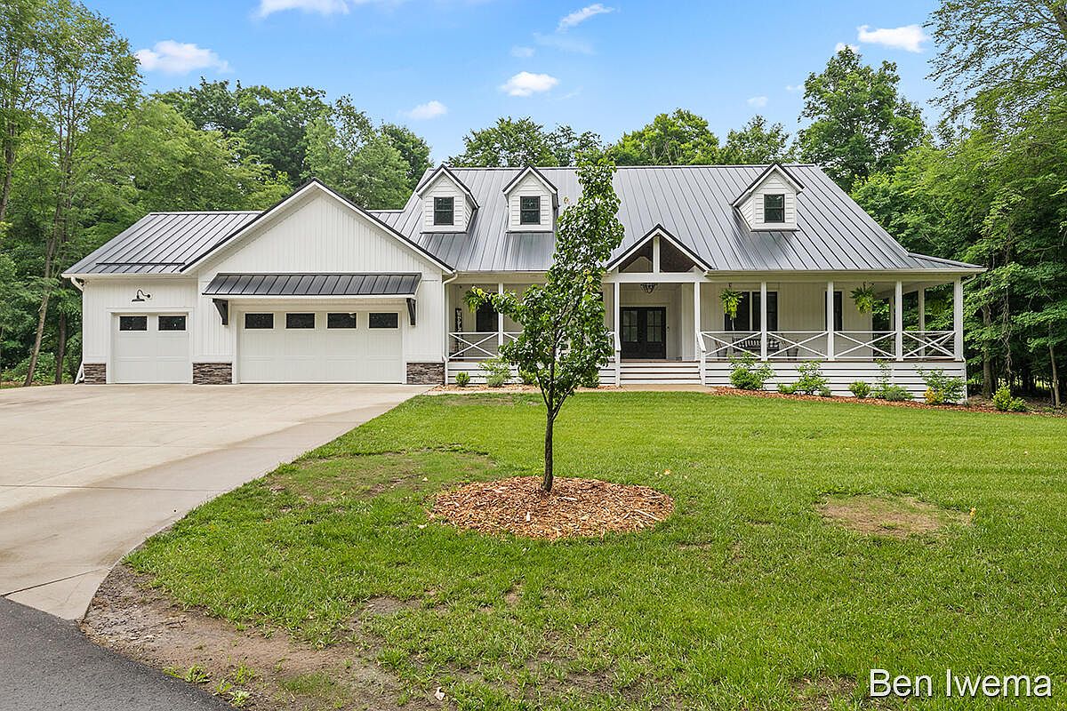 1492 40th Ave, Hudsonville, MI 49426 Zillow