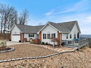 311 Holiday Island Dr, Holiday Island, AR 72631