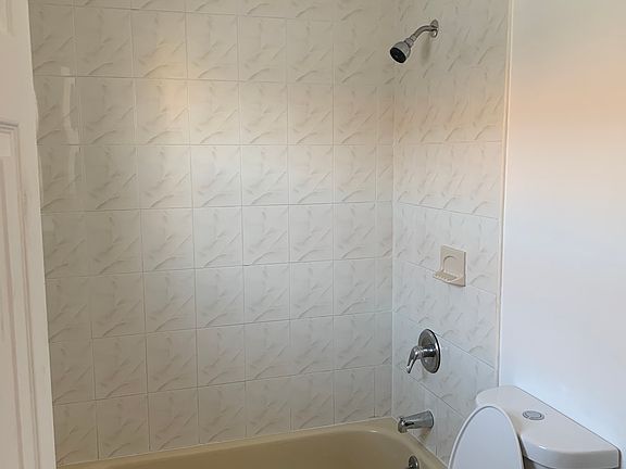 5th image of 2342 Brookhaven Ave #1