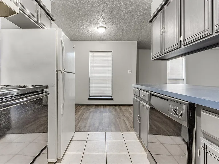624 Welston Cir #628 — Photo 6
