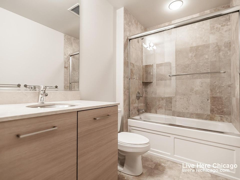 2nd image of 2613 N Wayne Ave #1K