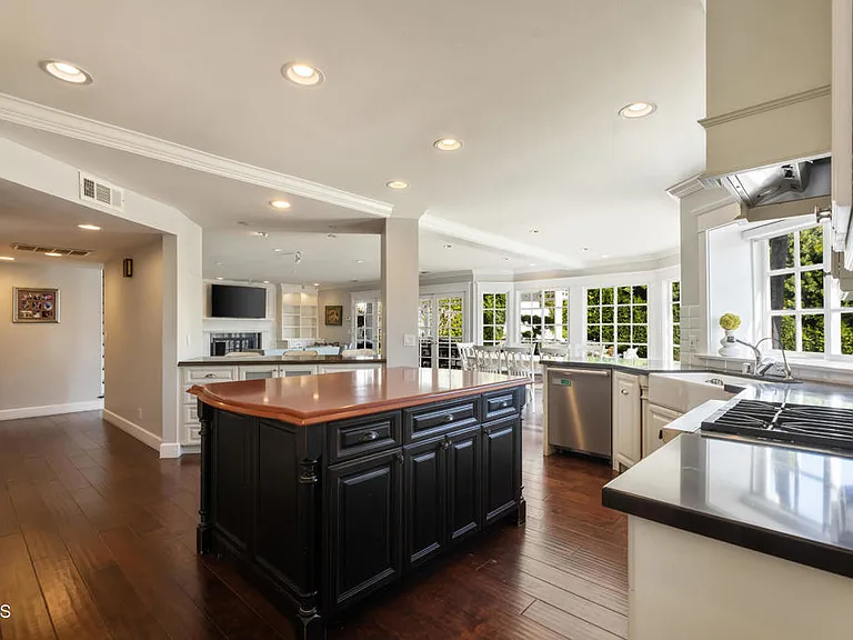 5188 Vista Miguel Dr — Photo 13