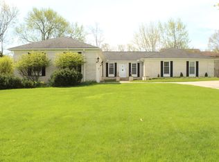 570 Simich Dr, Seven Hills, OH
