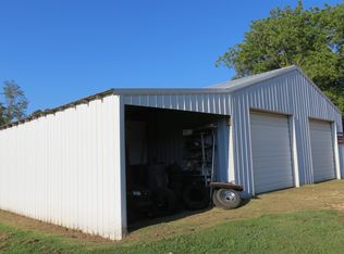 1121 Bible Hill Rd, Parsons, TN 38363