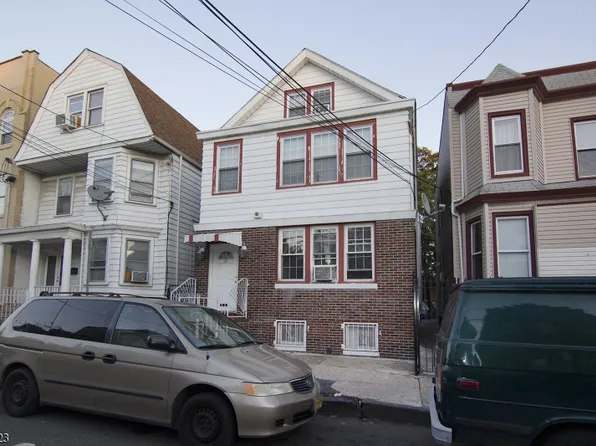 125 Parker St, Newark, NJ 07104