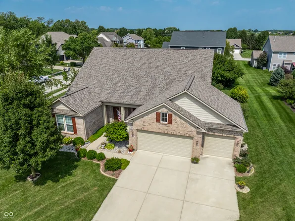 7658 Winding Lake Dr S, Noblesville, IN 46062