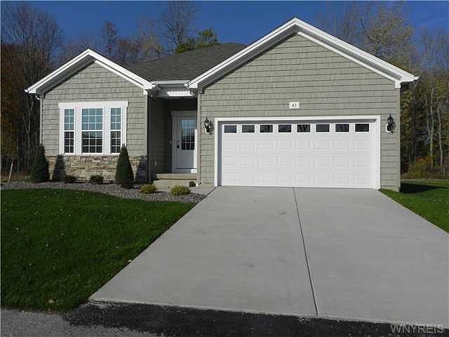 1st image of 116 Holloway Creek Ln