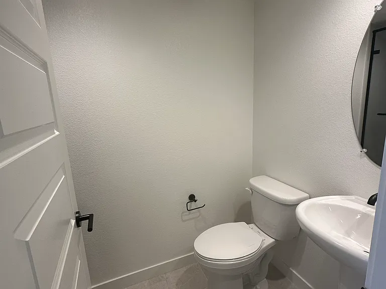 407 Caliper Way — Photo 5