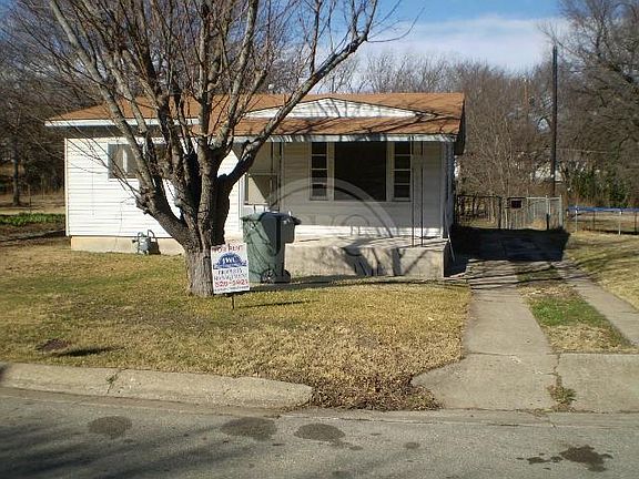 2nd image of 909 S 6th St