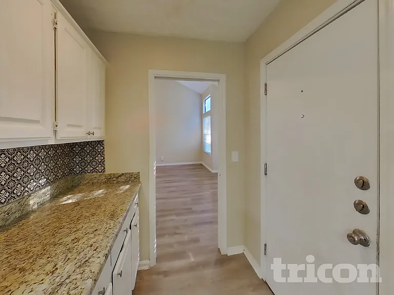 8234 Cooks Point — Photo 5