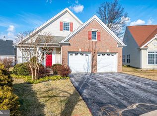 11 Pinflower Ln, Princeton Junction, NJ 08550