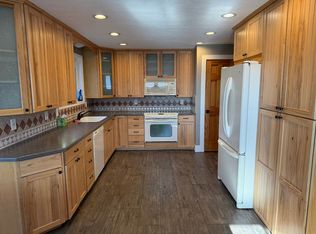 9272 S Peach Blossom Dr, Sandy, UT 84094