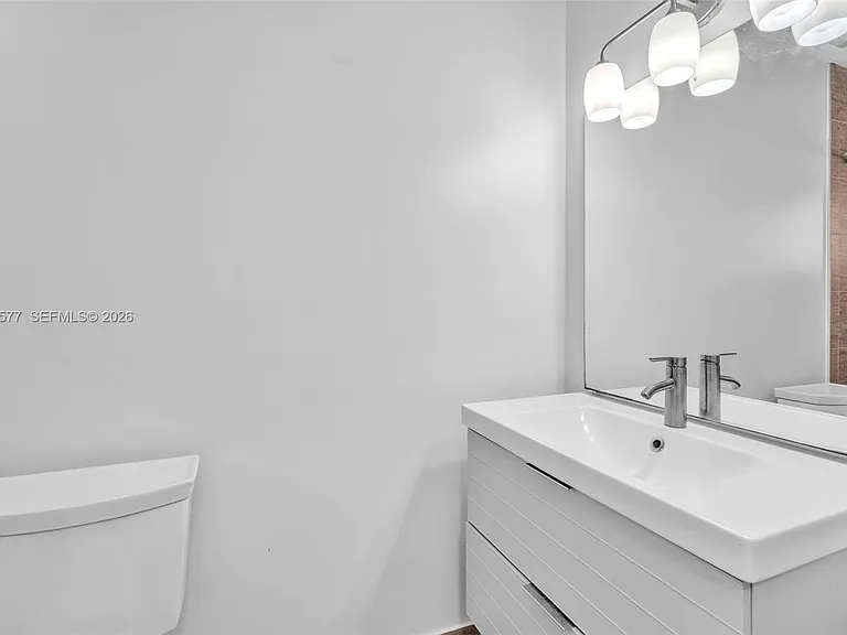 1807 SW 102nd Pl — Photo 27
