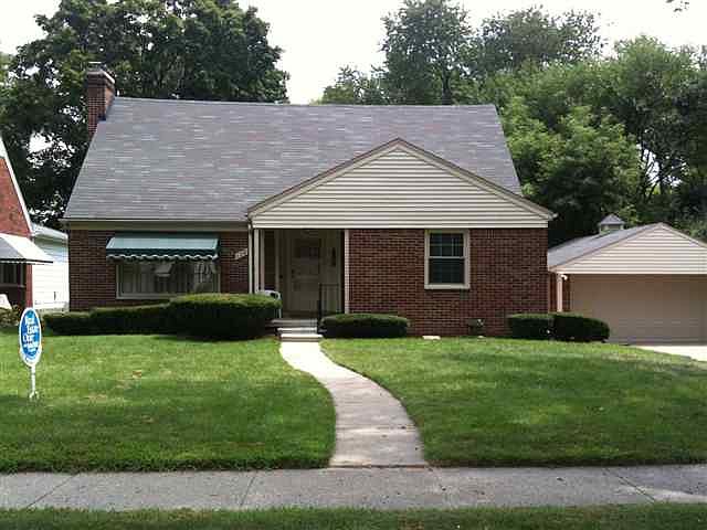 1st image of 179 Beuland St