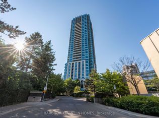 181 Wynford Dr #704, Toronto, ON M3C 0C6